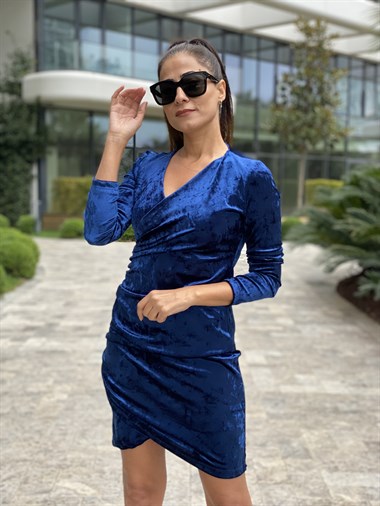 Mavi Kruvaze Yaka Uzun Kol Kadife Kadın Elbise
